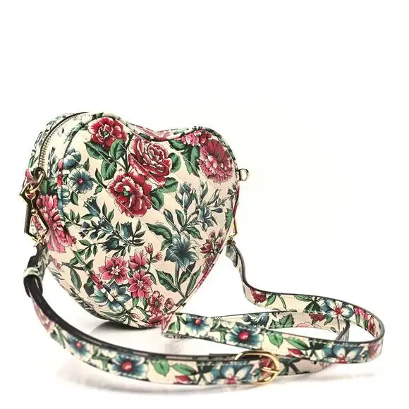 Gucci Calfskin Matelasse Diagonal Brit #247627G11B - Picture 2 of 9